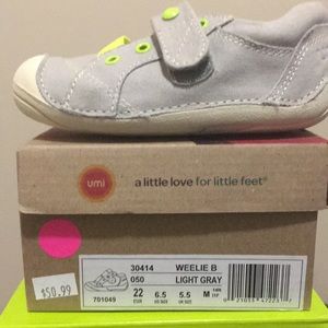 Umi Toddler/Baby Shoes Weelie B Size 6.5